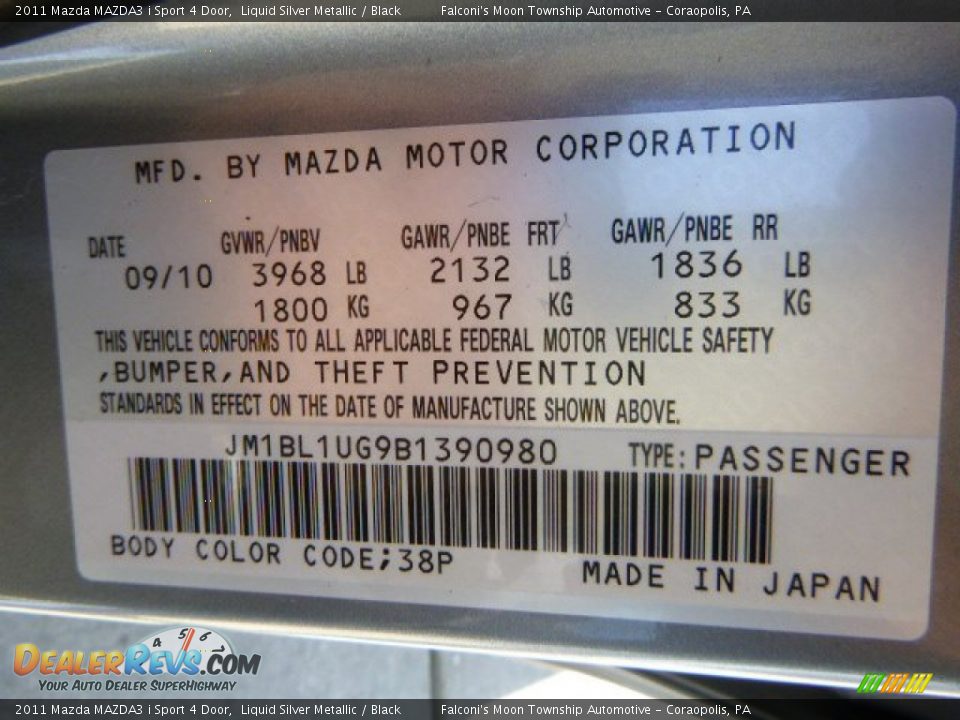 2011 Mazda MAZDA3 i Sport 4 Door Liquid Silver Metallic / Black Photo #24