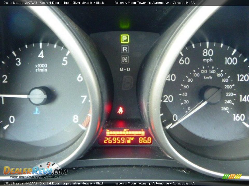 2011 Mazda MAZDA3 i Sport 4 Door Liquid Silver Metallic / Black Photo #25