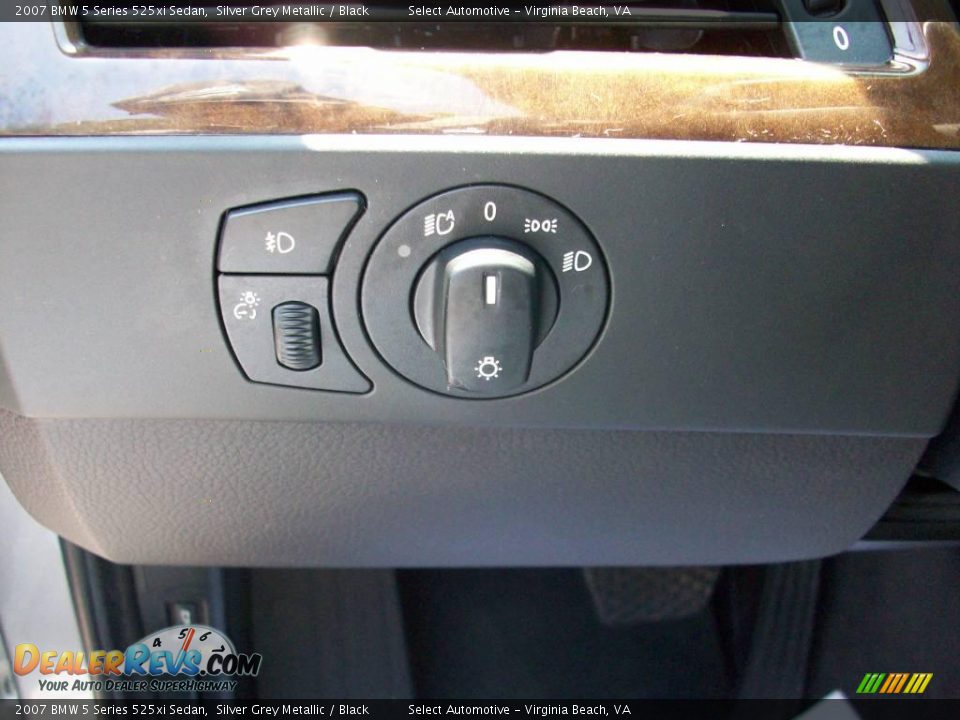 2007 BMW 5 Series 525xi Sedan Silver Grey Metallic / Black Photo #24