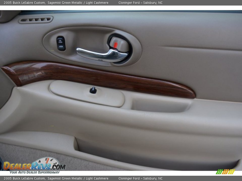 2005 Buick LeSabre Custom Sagemist Green Metallic / Light Cashmere Photo #14
