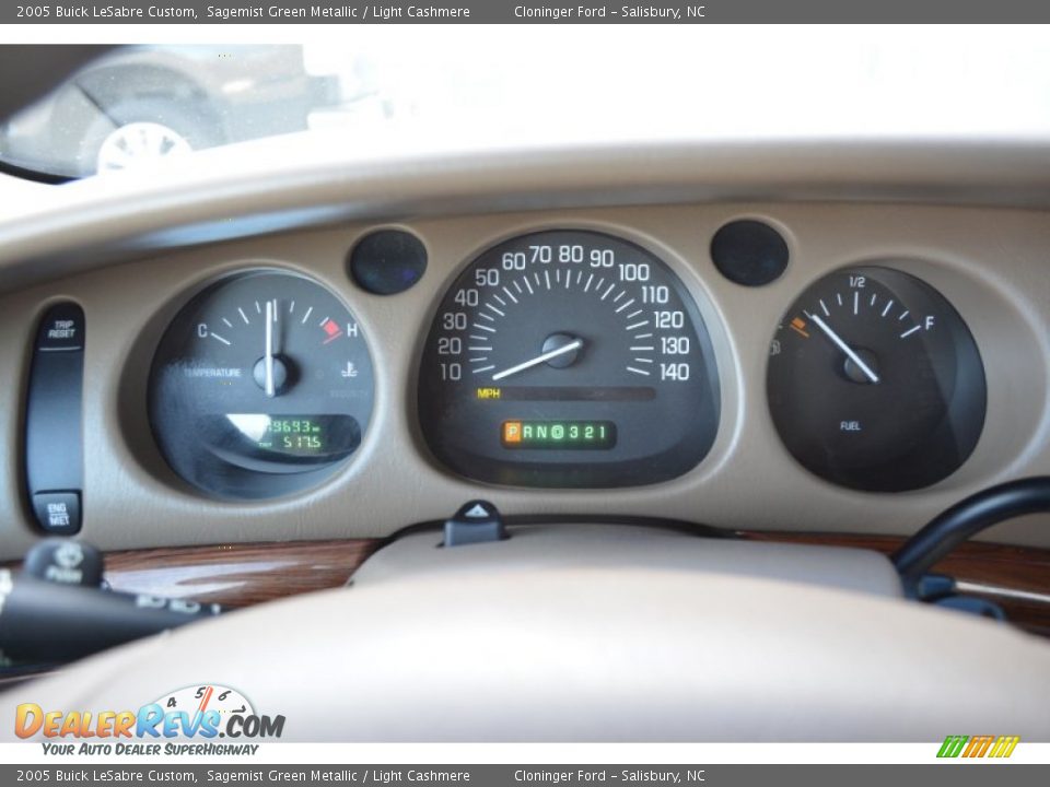 2005 Buick LeSabre Custom Sagemist Green Metallic / Light Cashmere Photo #22