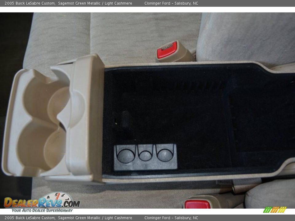 2005 Buick LeSabre Custom Sagemist Green Metallic / Light Cashmere Photo #25