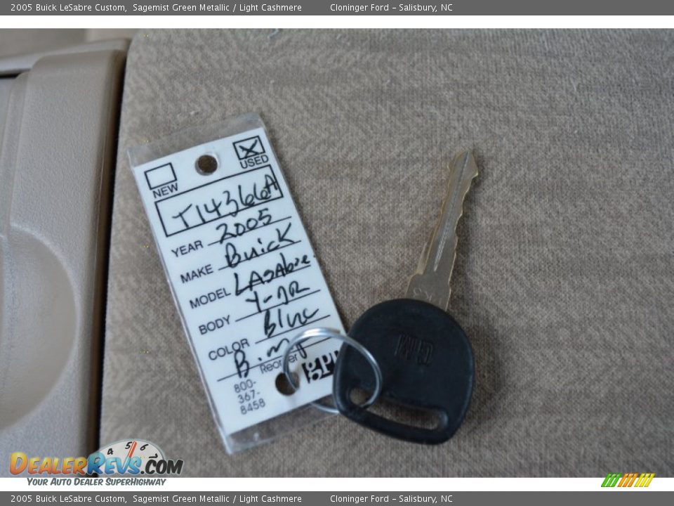 2005 Buick LeSabre Custom Sagemist Green Metallic / Light Cashmere Photo #26