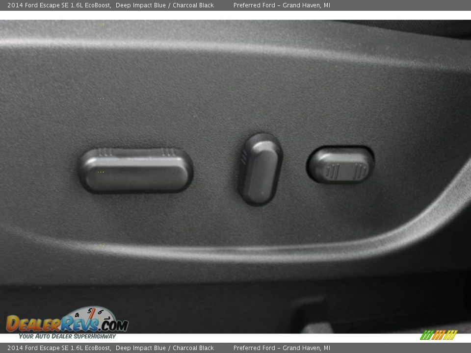 2014 Ford Escape SE 1.6L EcoBoost Deep Impact Blue / Charcoal Black Photo #32