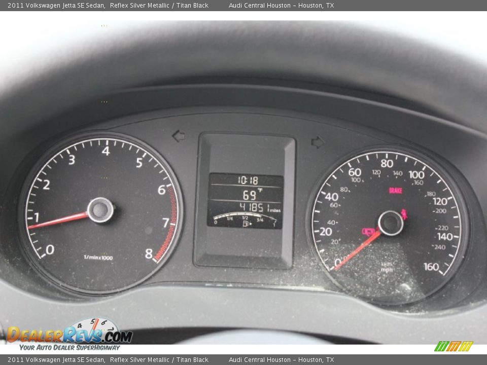 2011 Volkswagen Jetta SE Sedan Reflex Silver Metallic / Titan Black Photo #24