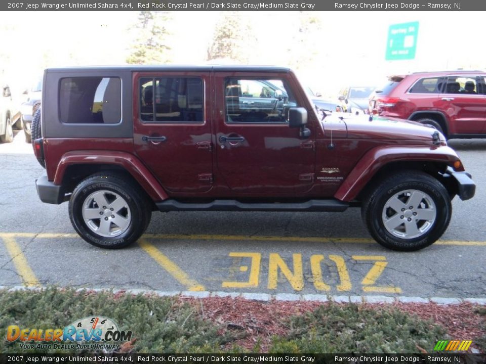 2007 Jeep Wrangler Unlimited Sahara 4x4 Red Rock Crystal Pearl / Dark Slate Gray/Medium Slate Gray Photo #5