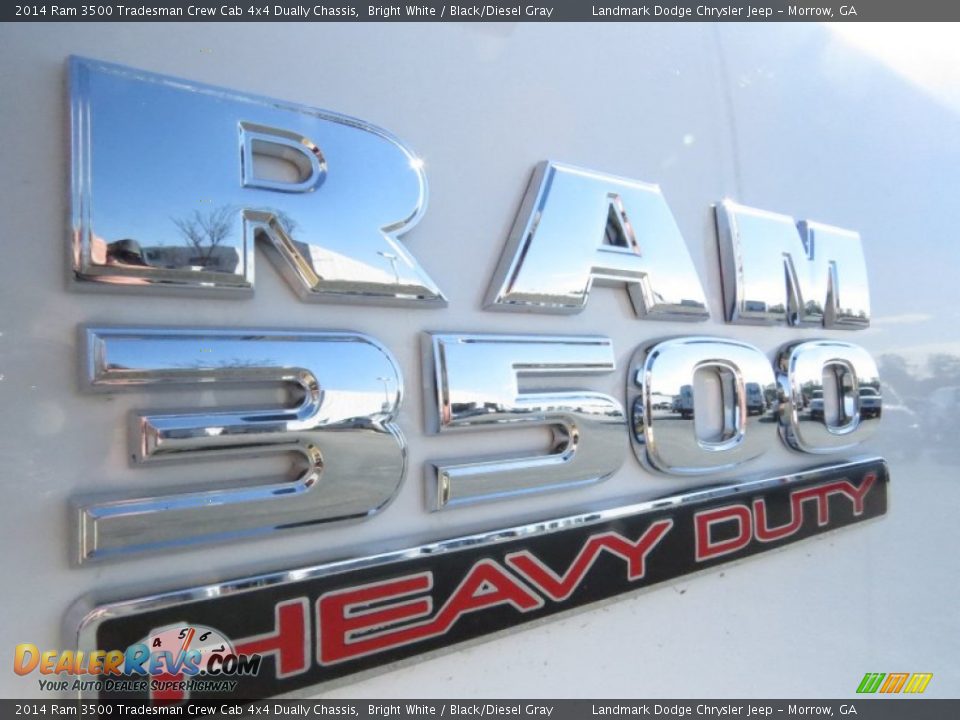 2014 Ram 3500 Tradesman Crew Cab 4x4 Dually Chassis Bright White / Black/Diesel Gray Photo #6