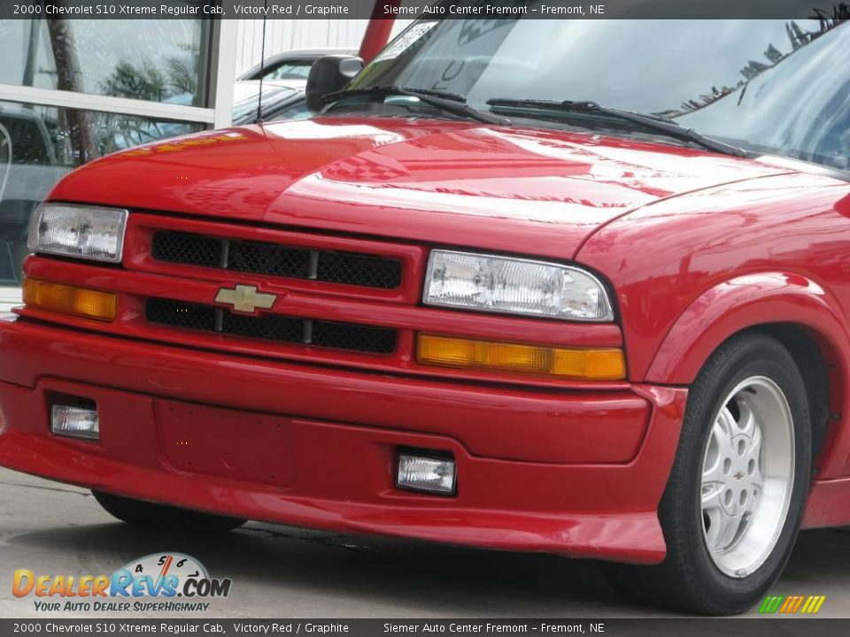 2000 Chevrolet S10 Xtreme Regular Cab Victory Red / Graphite Photo #5