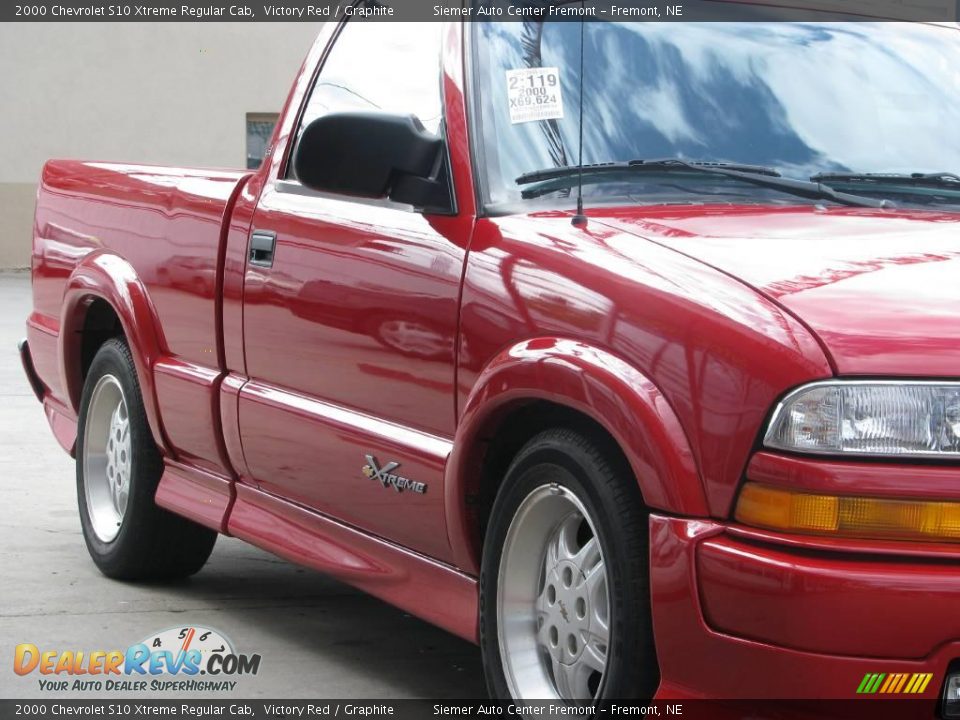 2000 Chevrolet S10 Xtreme Regular Cab Victory Red / Graphite Photo #8