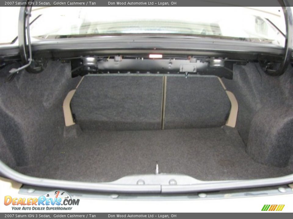 2007 Saturn ION 3 Sedan Golden Cashmere / Tan Photo #5