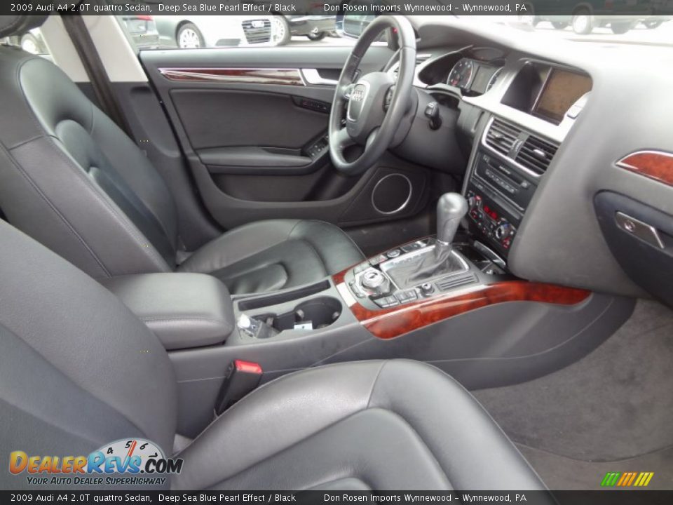 2009 Audi A4 2.0T quattro Sedan Deep Sea Blue Pearl Effect / Black Photo #13