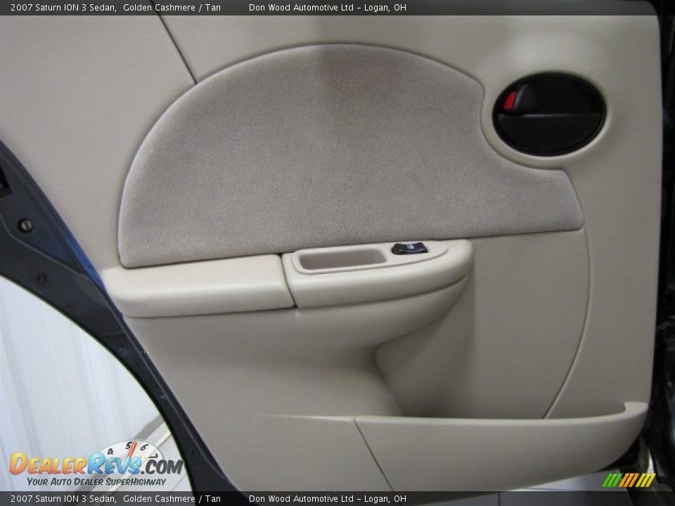 2007 Saturn ION 3 Sedan Golden Cashmere / Tan Photo #10