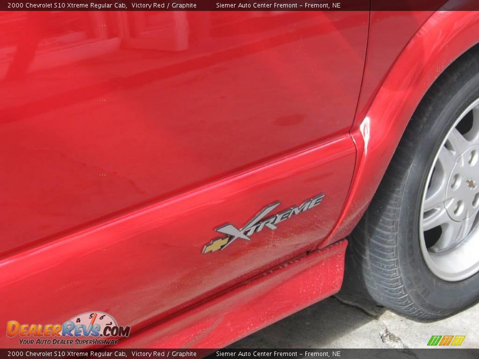 2000 Chevrolet S10 Xtreme Regular Cab Victory Red / Graphite Photo #13