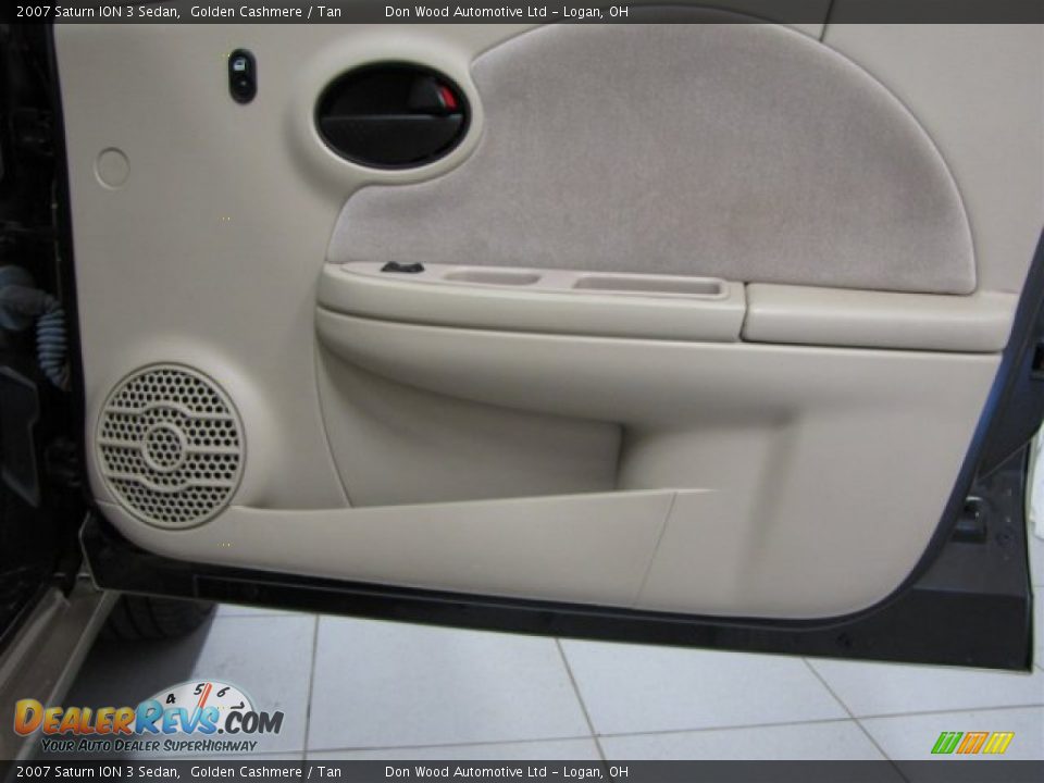 2007 Saturn ION 3 Sedan Golden Cashmere / Tan Photo #13