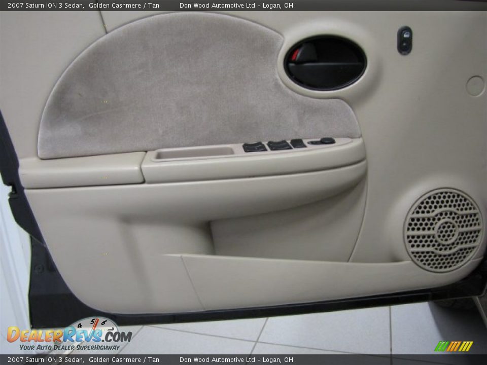 2007 Saturn ION 3 Sedan Golden Cashmere / Tan Photo #21