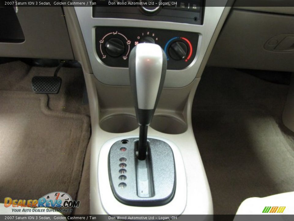 2007 Saturn ION 3 Sedan Golden Cashmere / Tan Photo #25
