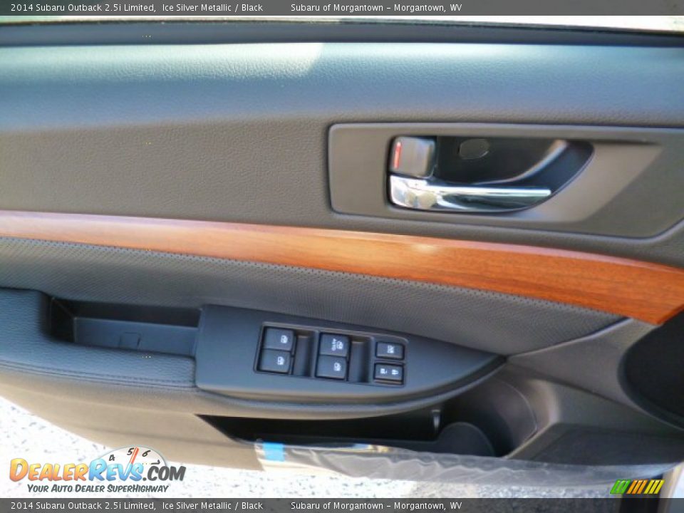 2014 Subaru Outback 2.5i Limited Ice Silver Metallic / Black Photo #16
