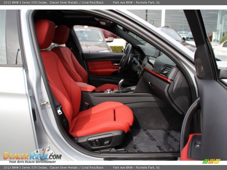 2013 BMW 3 Series 335i Sedan Glacier Silver Metallic / Coral Red/Black Photo #28