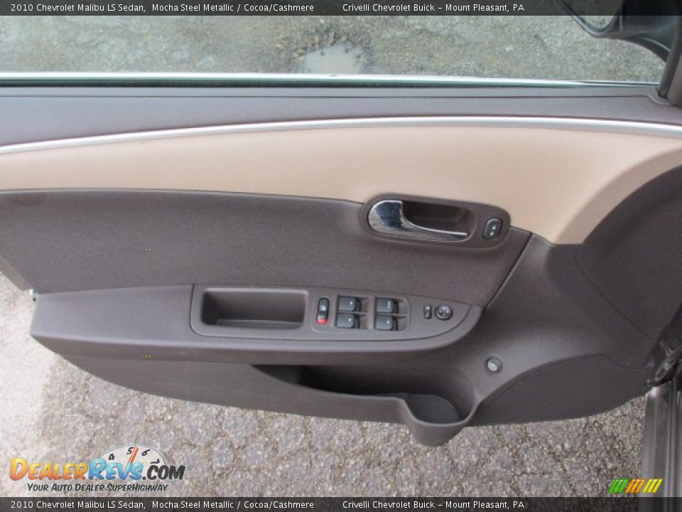 Door Panel of 2010 Chevrolet Malibu LS Sedan Photo #9