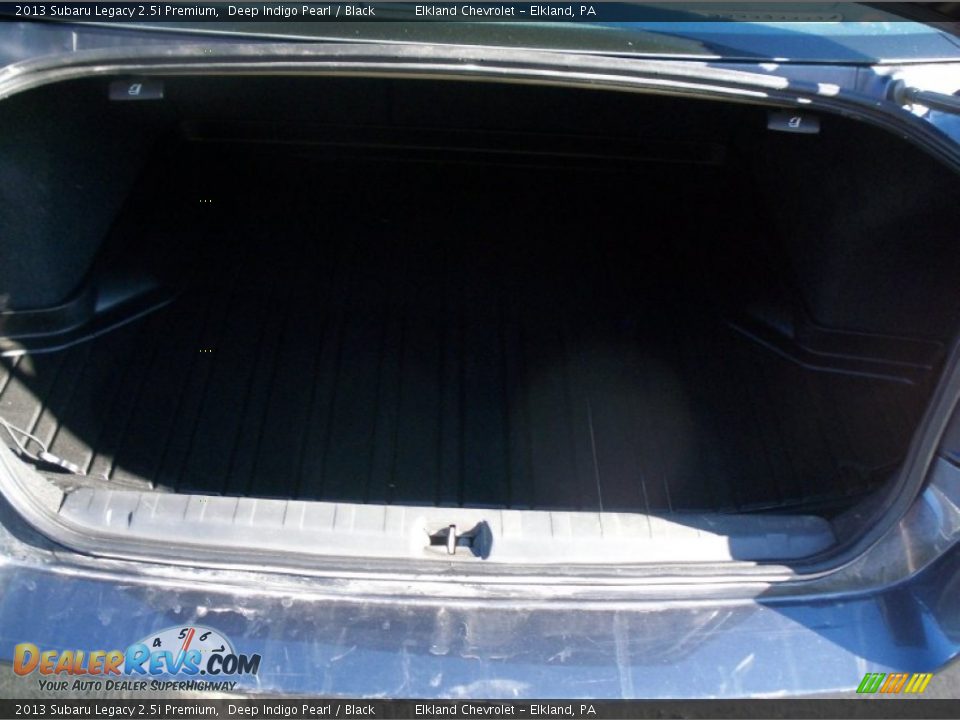 2013 Subaru Legacy 2.5i Premium Deep Indigo Pearl / Black Photo #16