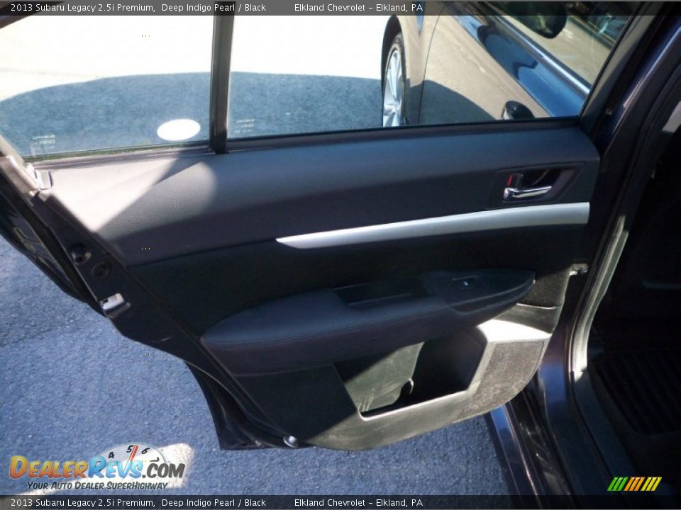 2013 Subaru Legacy 2.5i Premium Deep Indigo Pearl / Black Photo #17