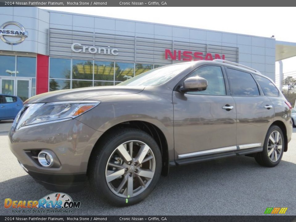 2014 Nissan Pathfinder Platinum Mocha Stone / Almond Photo #1