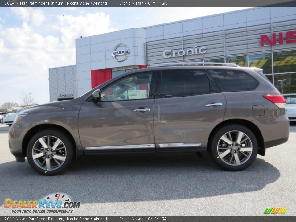 2014 Nissan Pathfinder Platinum Mocha Stone / Almond Photo #2