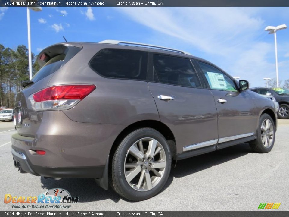 2014 Nissan Pathfinder Platinum Mocha Stone / Almond Photo #5