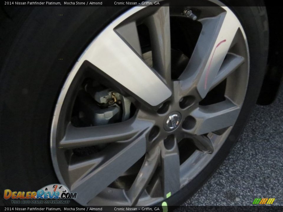 2014 Nissan Pathfinder Platinum Mocha Stone / Almond Photo #9