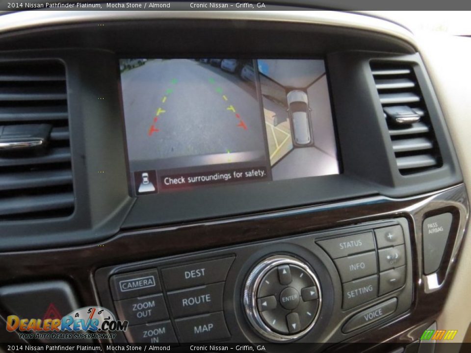 2014 Nissan Pathfinder Platinum Mocha Stone / Almond Photo #17