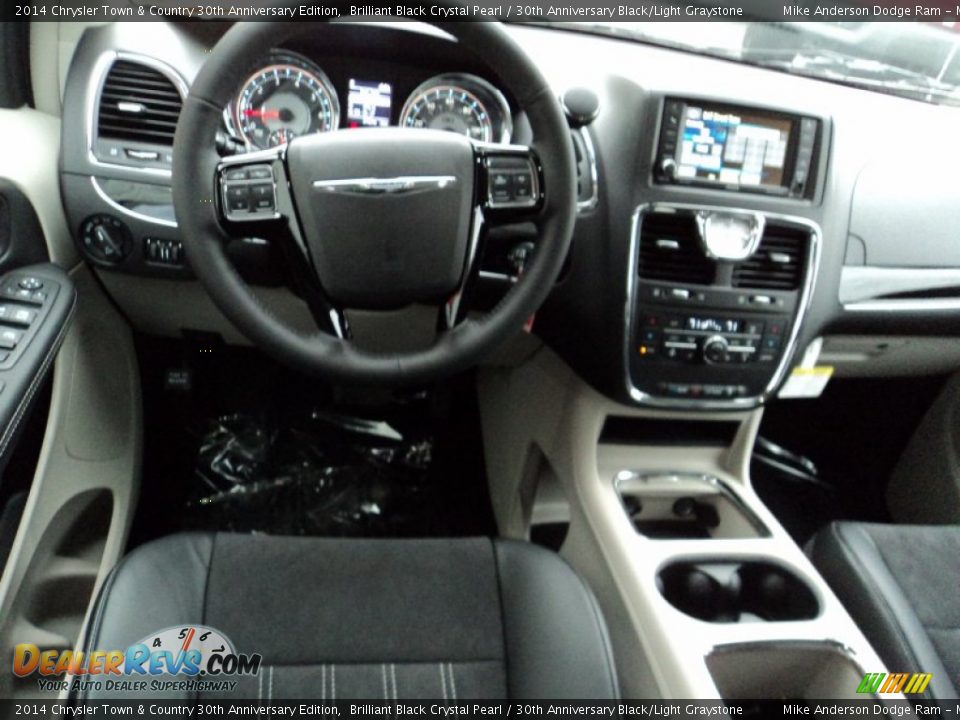 2014 Chrysler Town & Country 30th Anniversary Edition Brilliant Black Crystal Pearl / 30th Anniversary Black/Light Graystone Photo #4