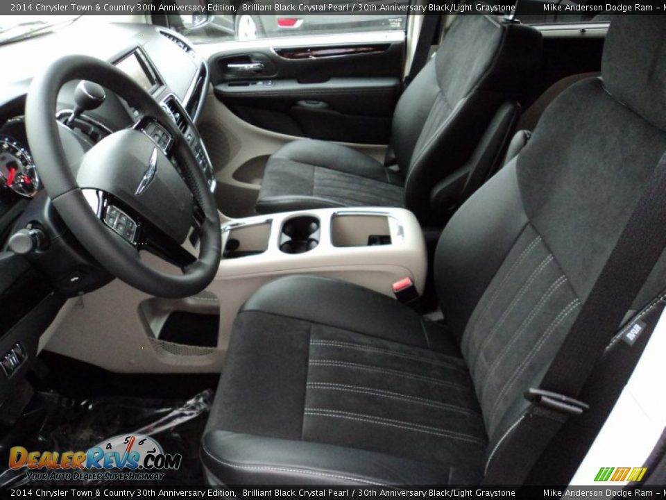 2014 Chrysler Town & Country 30th Anniversary Edition Brilliant Black Crystal Pearl / 30th Anniversary Black/Light Graystone Photo #5
