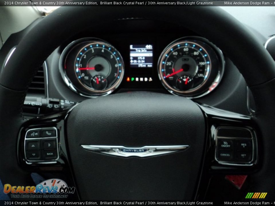 2014 Chrysler Town & Country 30th Anniversary Edition Brilliant Black Crystal Pearl / 30th Anniversary Black/Light Graystone Photo #7