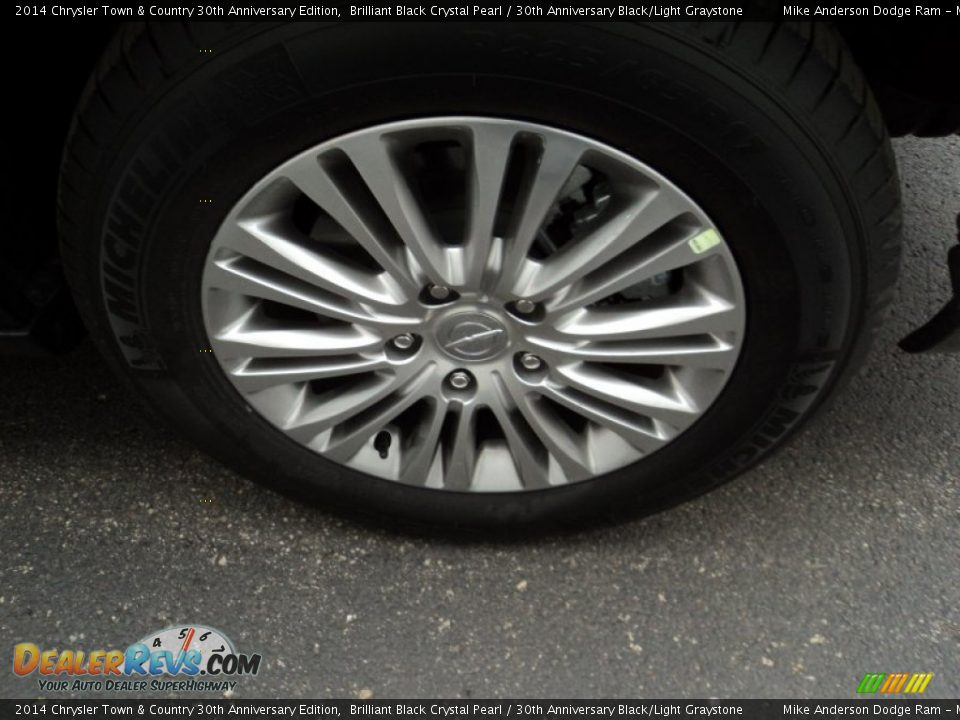2014 Chrysler Town & Country 30th Anniversary Edition Brilliant Black Crystal Pearl / 30th Anniversary Black/Light Graystone Photo #11