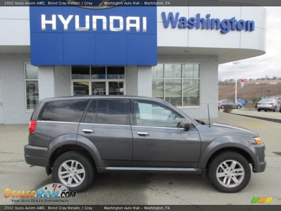 2002 Isuzu Axiom AWD Blond Gray Metallic / Gray Photo #2