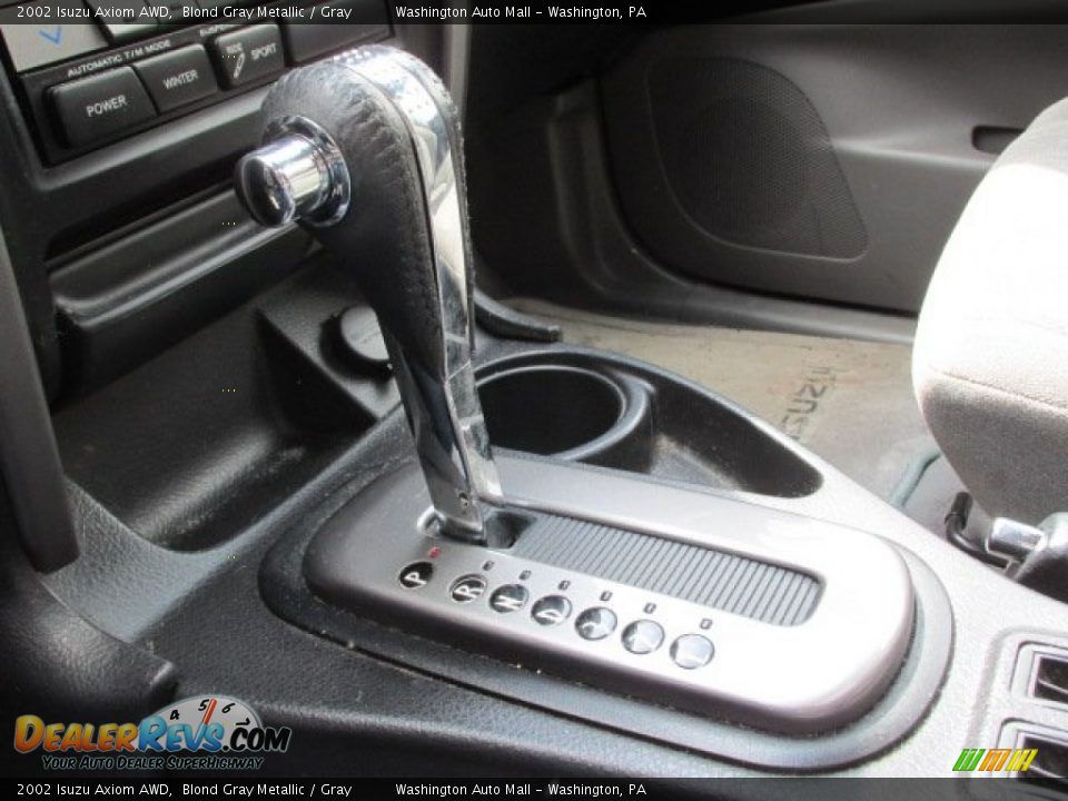 2002 Isuzu Axiom AWD Shifter Photo #15