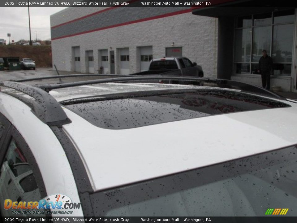 2009 Toyota RAV4 Limited V6 4WD Blizzard White Pearl / Ash Gray Photo #4