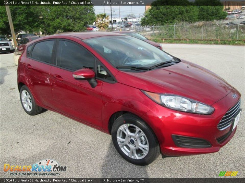 2014 Ford Fiesta SE Hatchback Ruby Red / Charcoal Black Photo #5