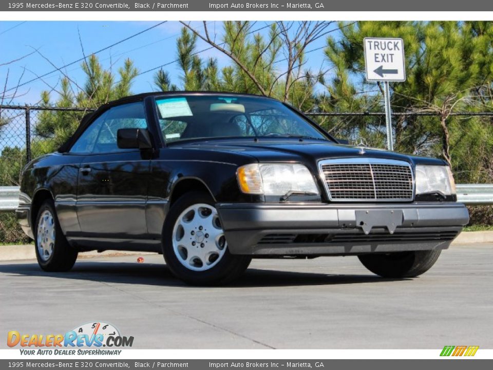 1995 Mercedes-Benz E 320 Convertible Black / Parchment Photo #5