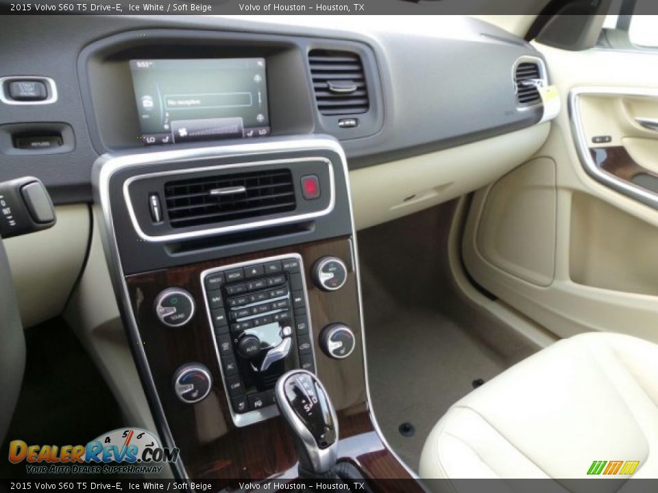 2015 Volvo S60 T5 Drive-E Ice White / Soft Beige Photo #12