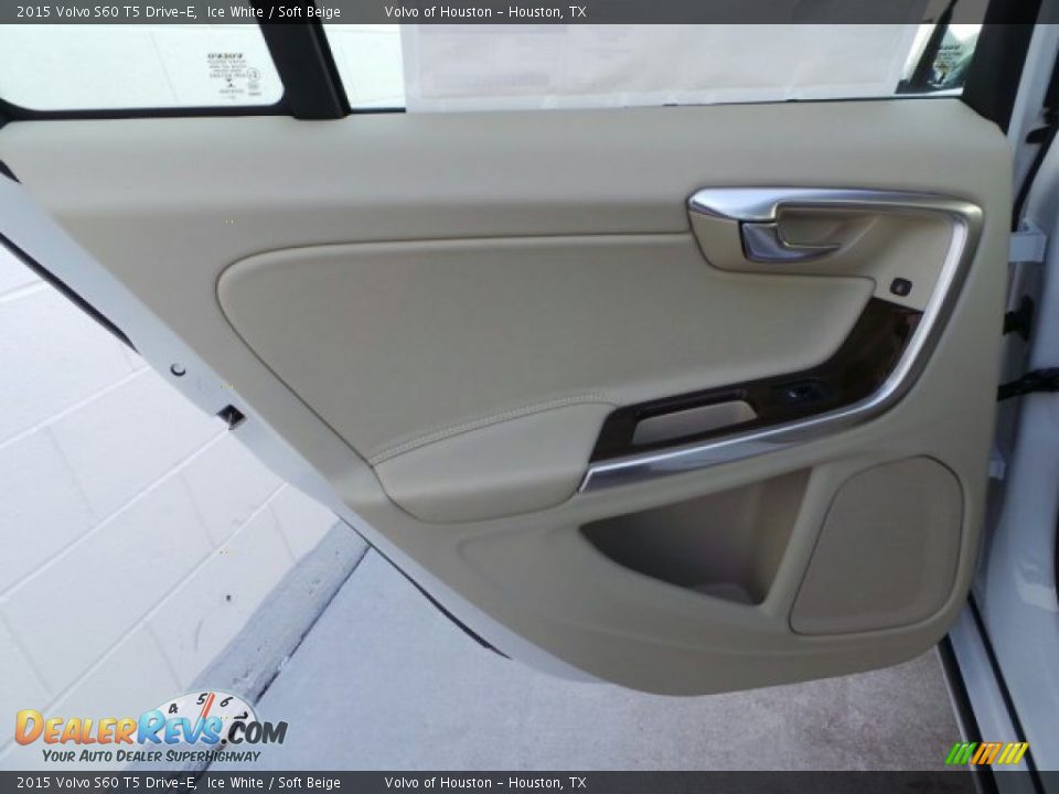 2015 Volvo S60 T5 Drive-E Ice White / Soft Beige Photo #22
