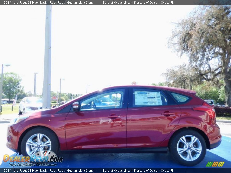 2014 Ford Focus SE Hatchback Ruby Red / Medium Light Stone Photo #2