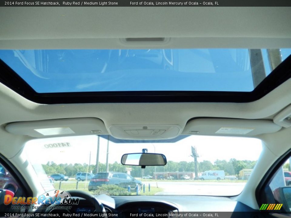 2014 Ford Focus SE Hatchback Ruby Red / Medium Light Stone Photo #8