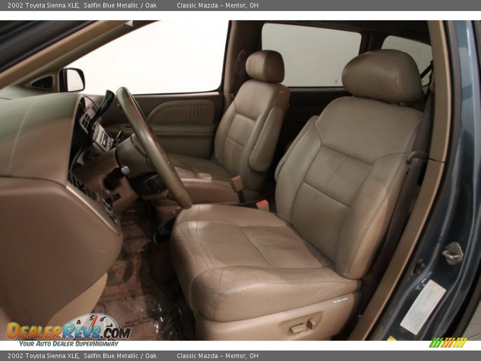 Oak Interior - 2002 Toyota Sienna XLE Photo #5