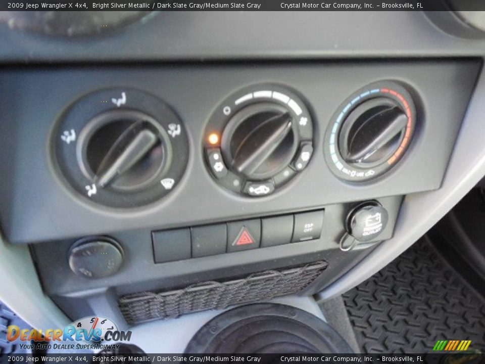 2009 Jeep Wrangler X 4x4 Bright Silver Metallic / Dark Slate Gray/Medium Slate Gray Photo #21