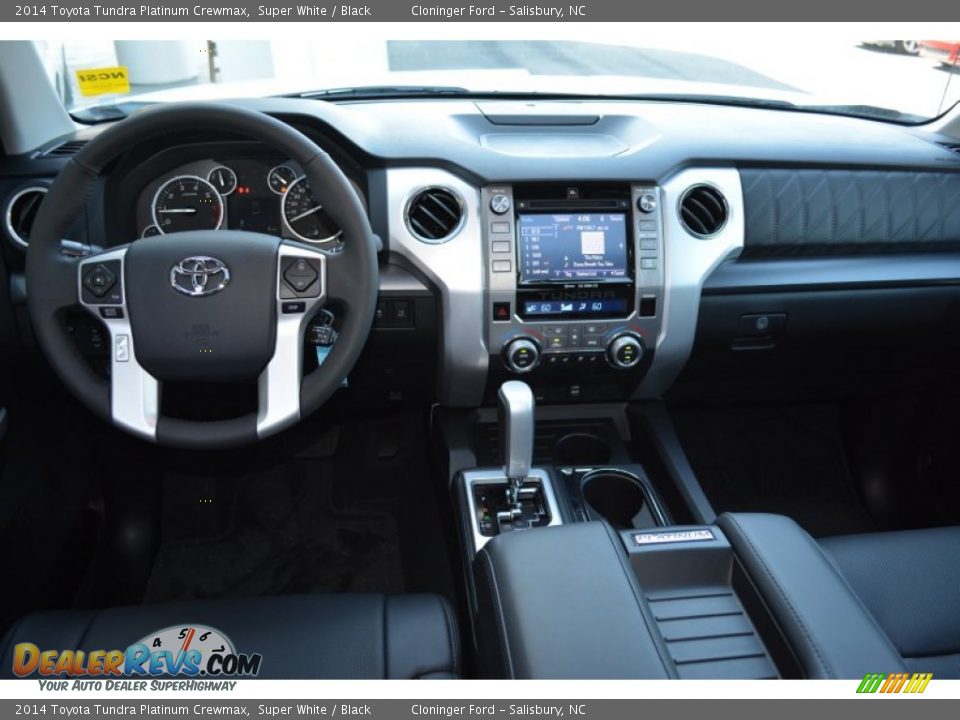 2014 Toyota Tundra Platinum Crewmax Super White / Black Photo #12