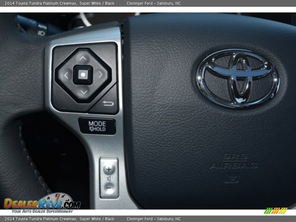 2014 Toyota Tundra Platinum Crewmax Super White / Black Photo #24