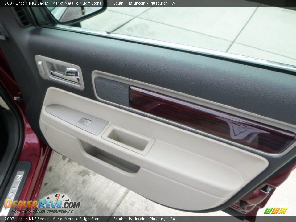 2007 Lincoln MKZ Sedan Merlot Metallic / Light Stone Photo #13