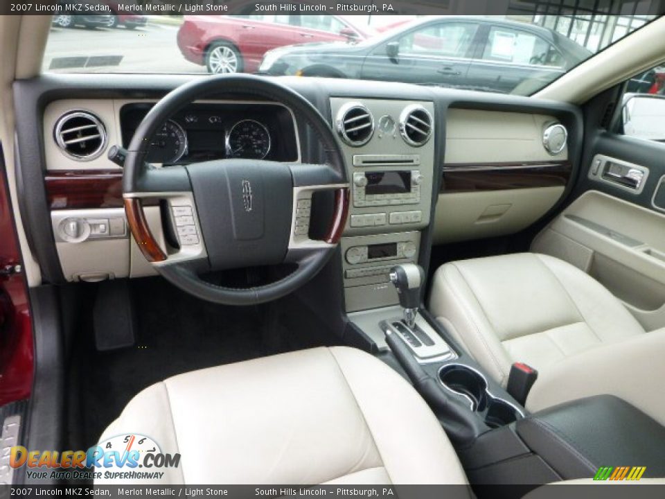 2007 Lincoln MKZ Sedan Merlot Metallic / Light Stone Photo #18