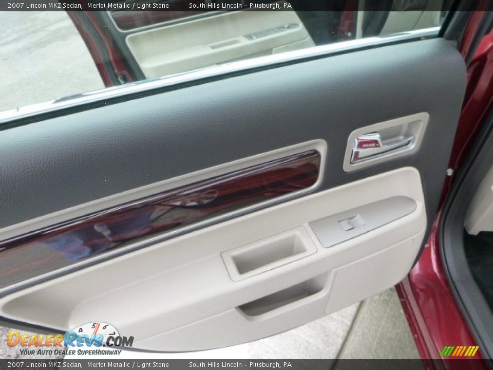 2007 Lincoln MKZ Sedan Merlot Metallic / Light Stone Photo #19
